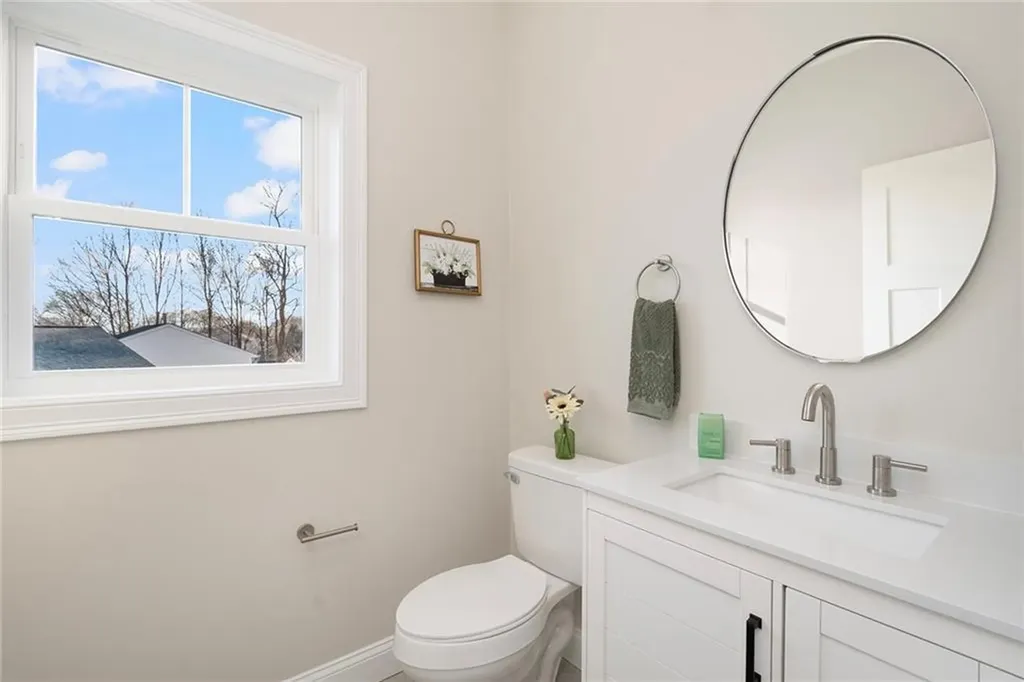 44 Oldham Street Warwick RI 02886