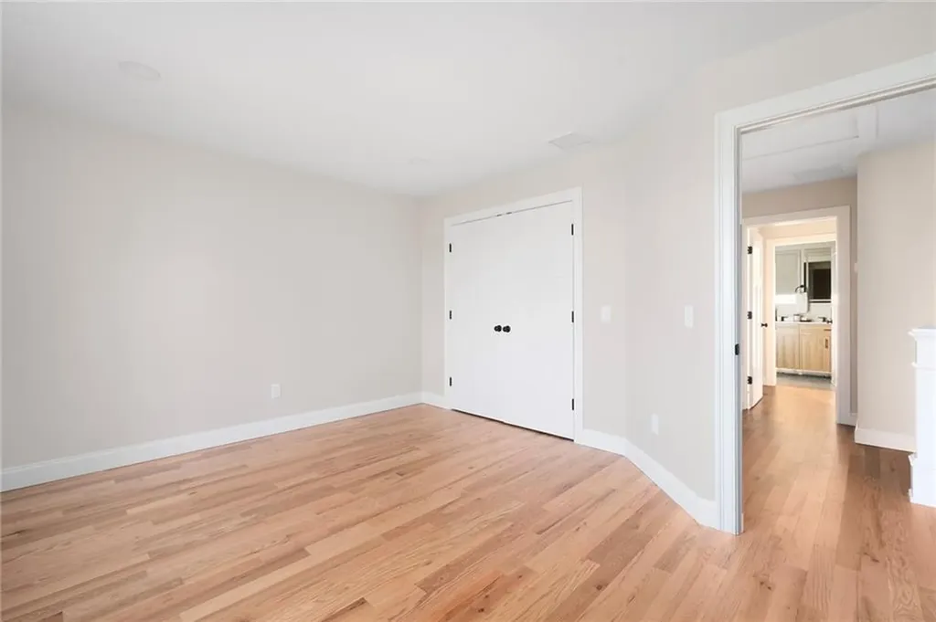 44 Oldham Street Warwick RI 02886