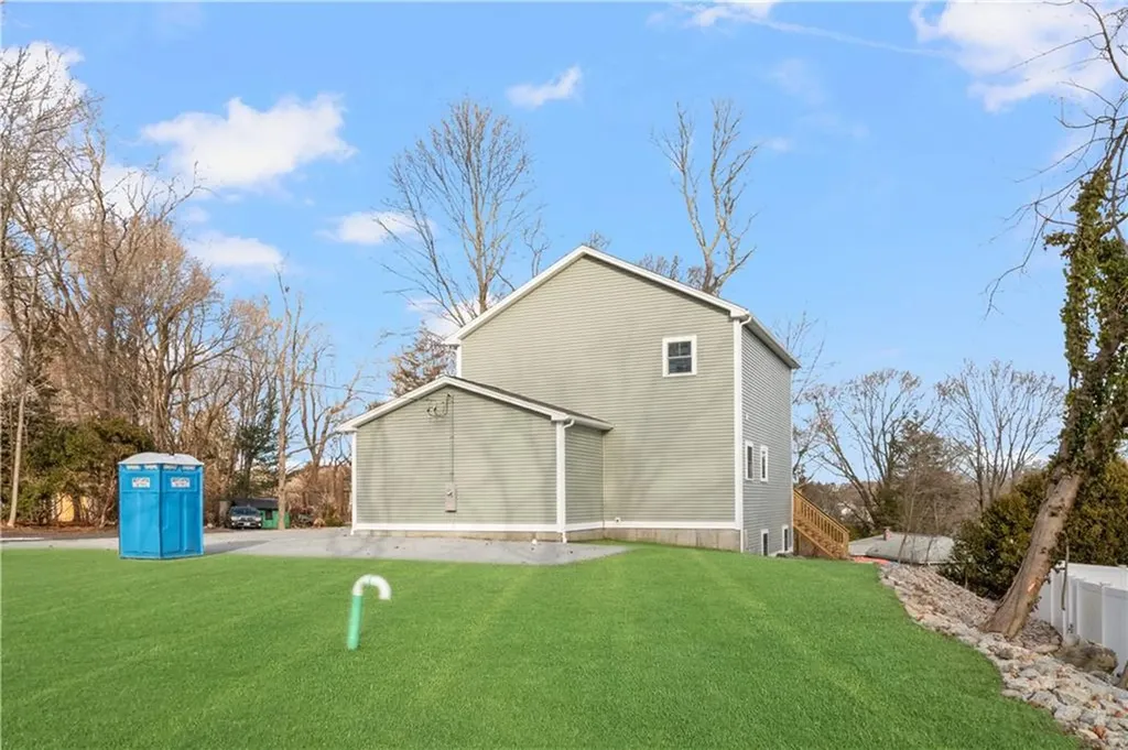 44 Oldham Street Warwick RI 02886