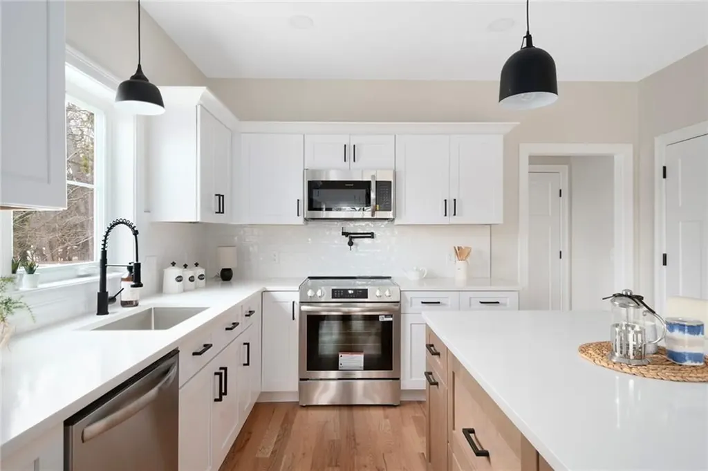 44 Oldham Street Warwick RI 02886