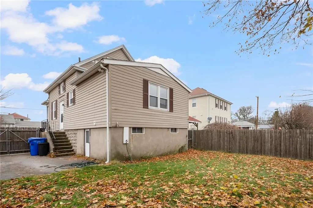 60 Fraser Street East Providence RI 02914