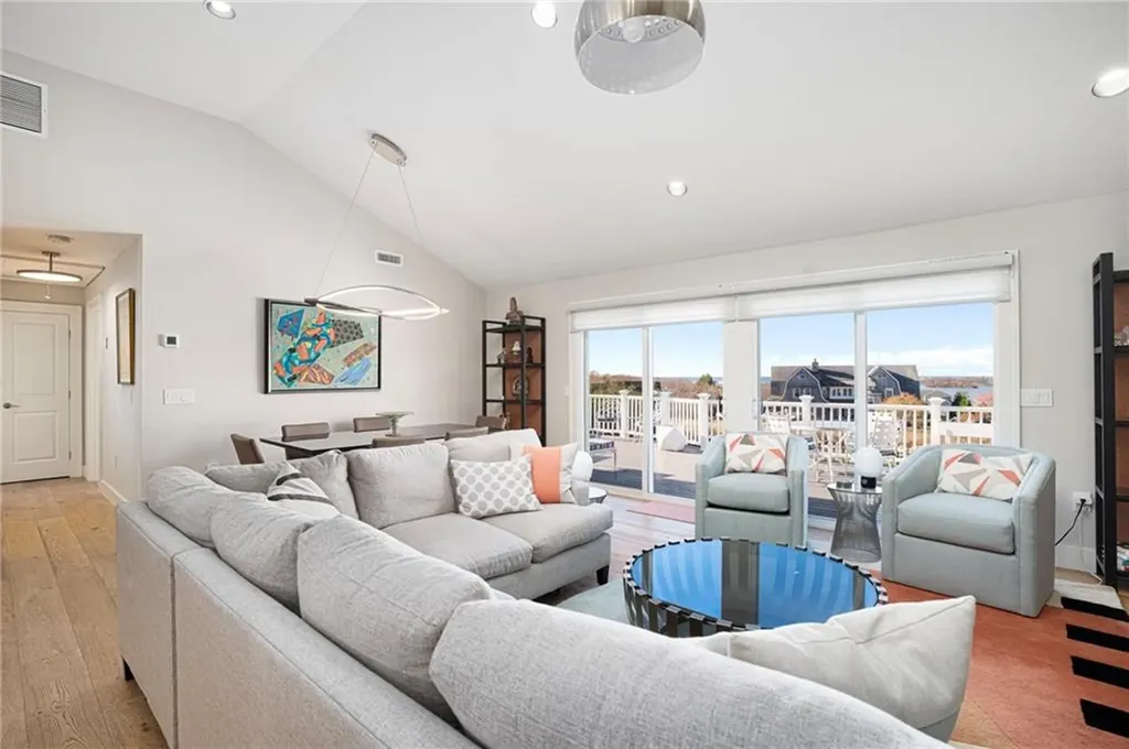 209 Carpenter Drive South Kingstown RI 02879