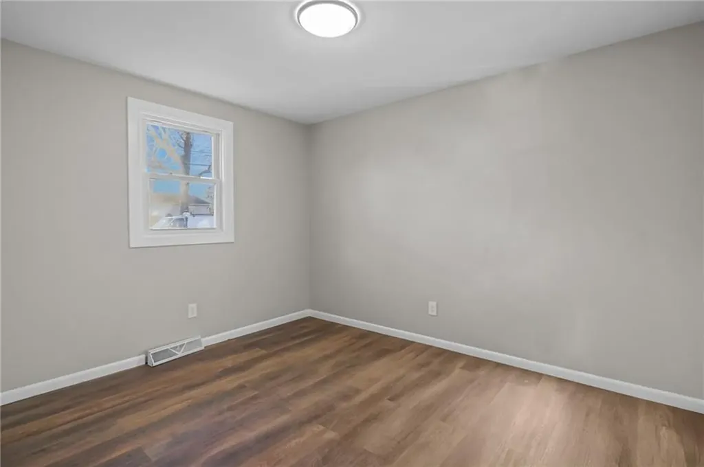 38 Bowman Street Warwick RI 02889