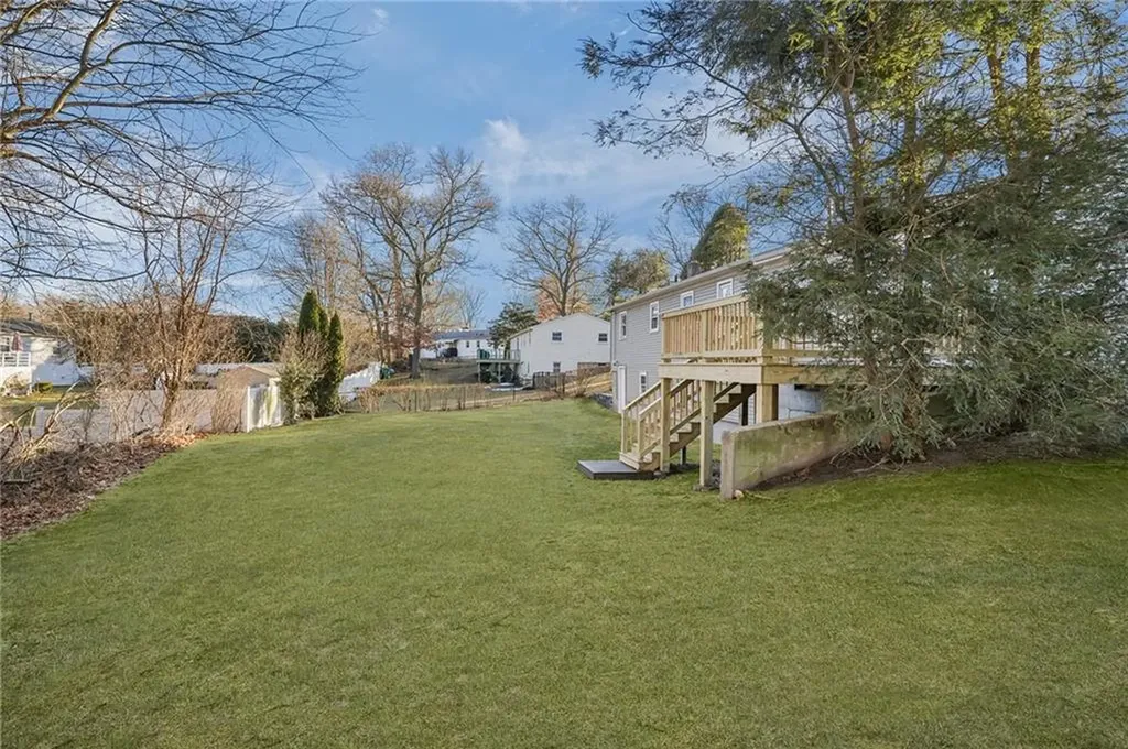 38 Bowman Street Warwick RI 02889