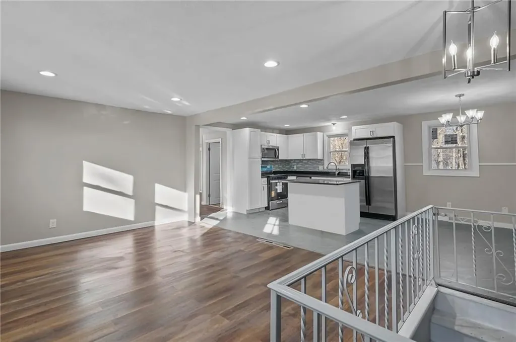 38 Bowman Street Warwick RI 02889