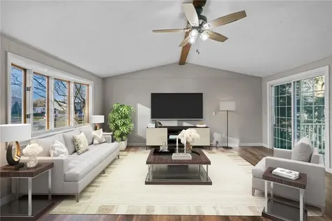 38 Bowman Street Warwick RI 02889