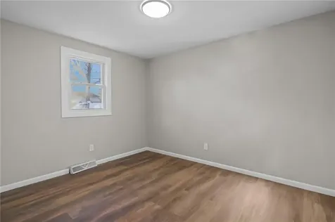 38 Bowman Street Warwick RI 02889