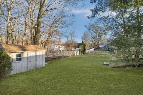 38 Bowman Street Warwick RI 02889