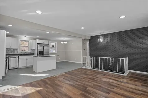 38 Bowman Street Warwick RI 02889