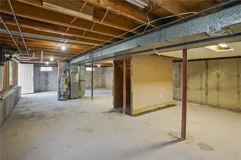 38 Bowman Street Warwick RI 02889