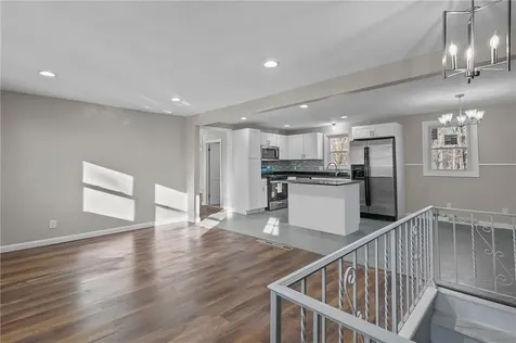 38 Bowman Street Warwick RI 02889