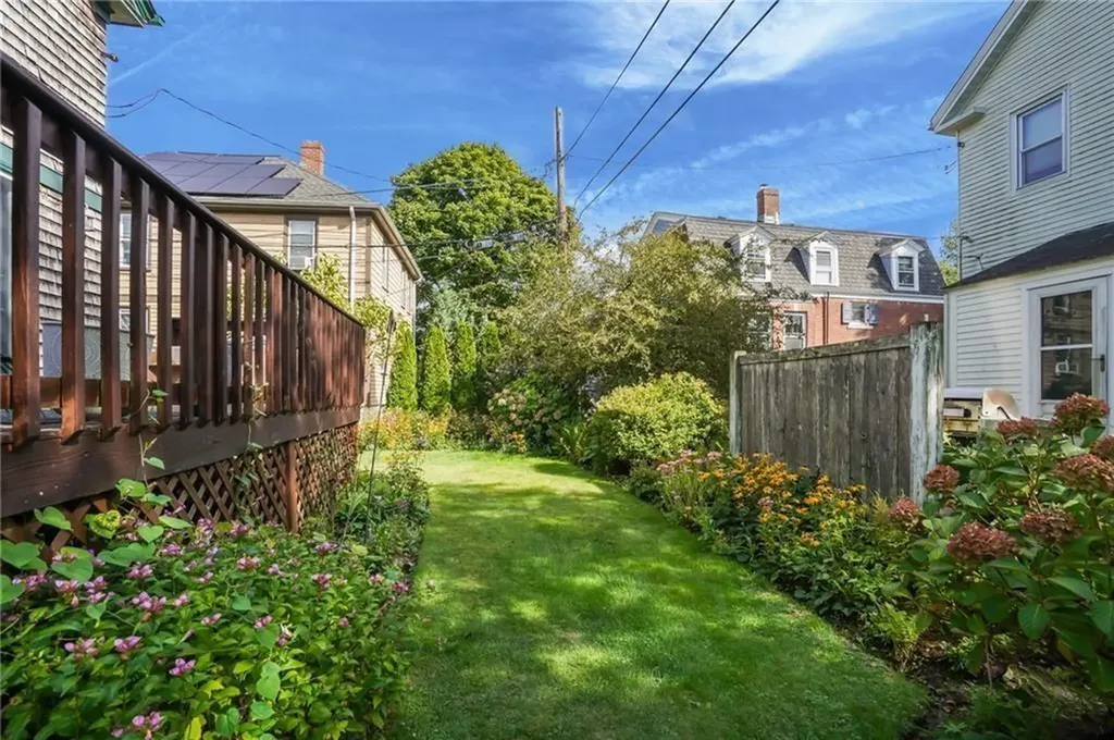 19 Slocum Street Newport RI 02840