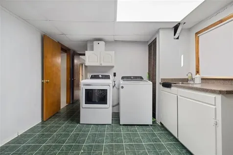 73 Westwood Drive Cumberland RI 02864