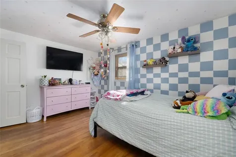 73 Westwood Drive Cumberland RI 02864