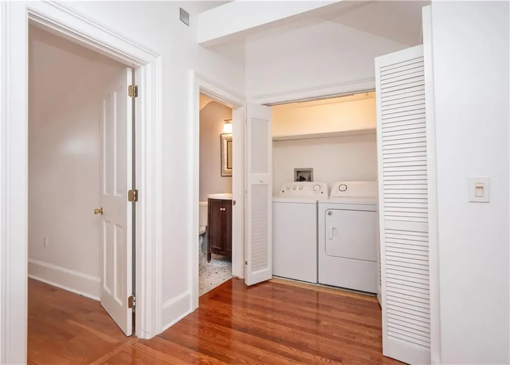 1 Oakwood Terrace Newport RI 02840