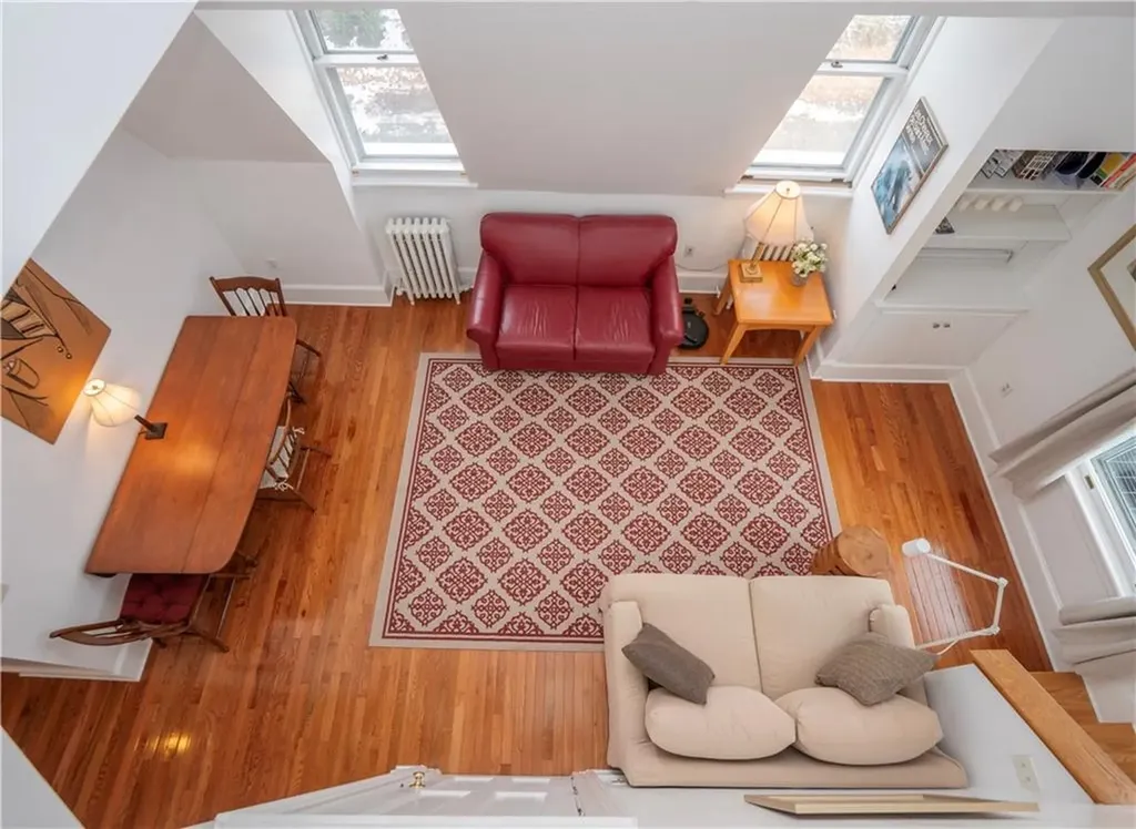 1 Oakwood Terrace Newport RI 02840