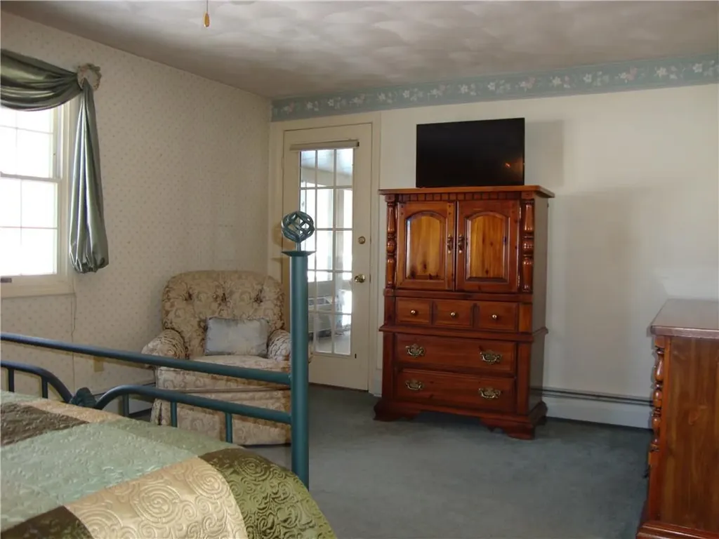 48 Arnold Court North Providence RI 02904