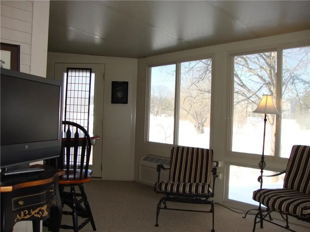 48 Arnold Court North Providence RI 02904