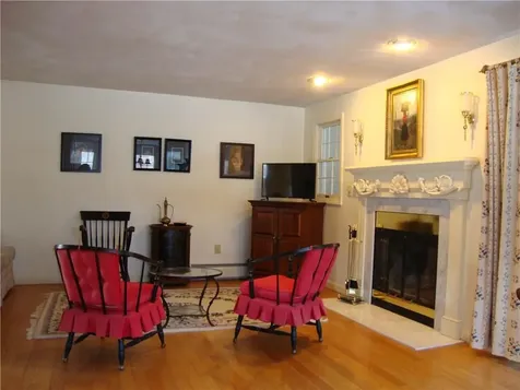 48 Arnold Court North Providence RI 02904