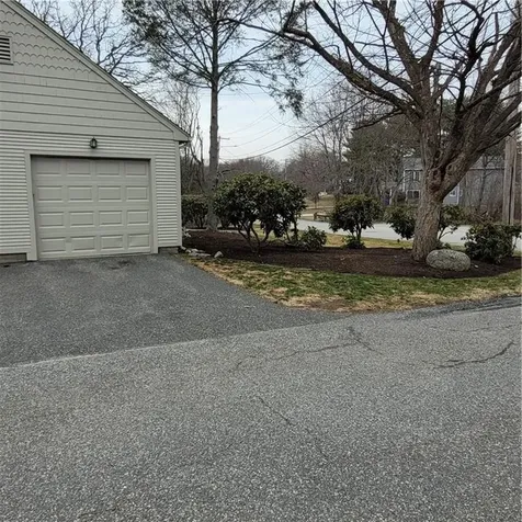 48 Arnold Court North Providence RI 02904