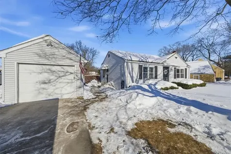 11 Midway Drive Warwick RI 02886