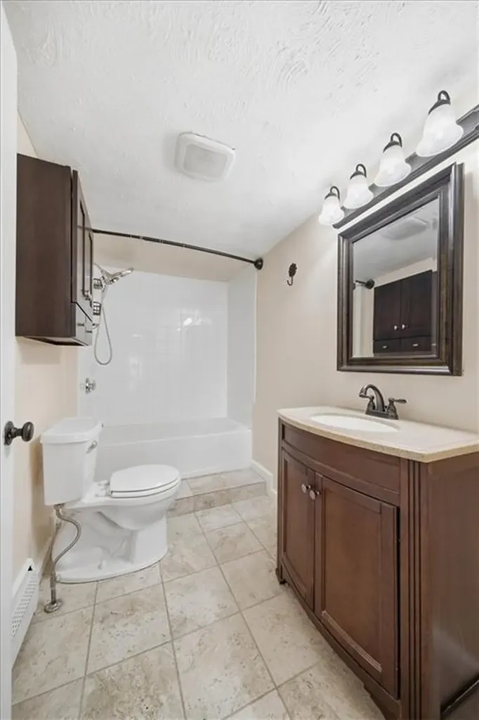 22 Colorado Street Coventry RI 02816