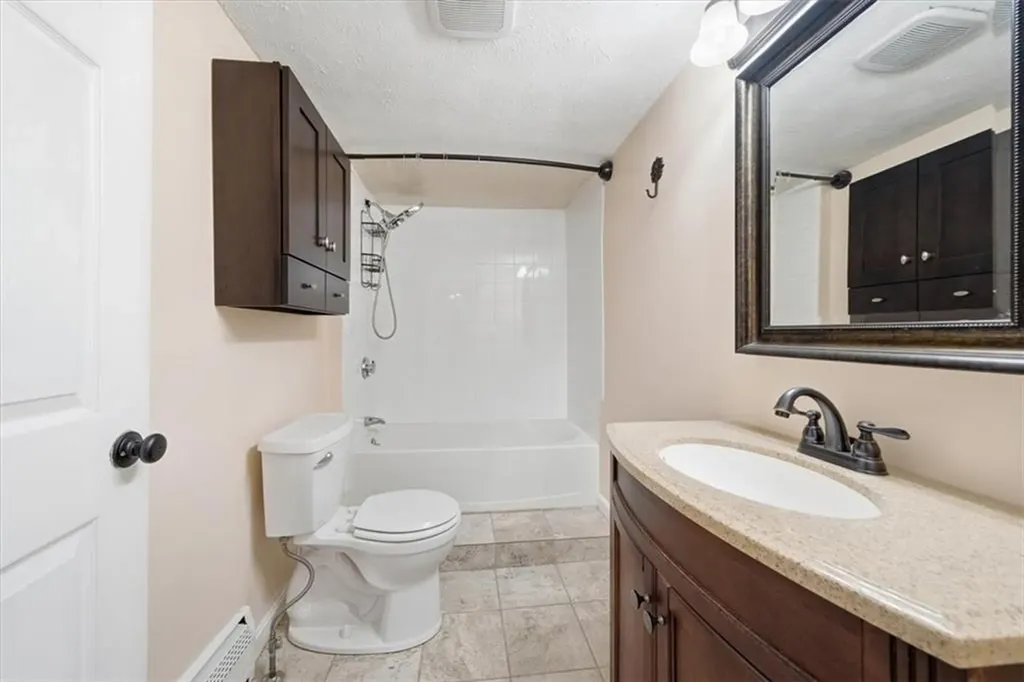 22 Colorado Street Coventry RI 02816