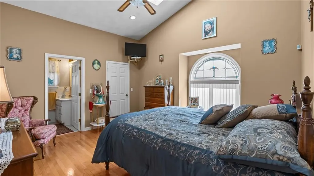 23 Albert Avenue Barrington RI 02806