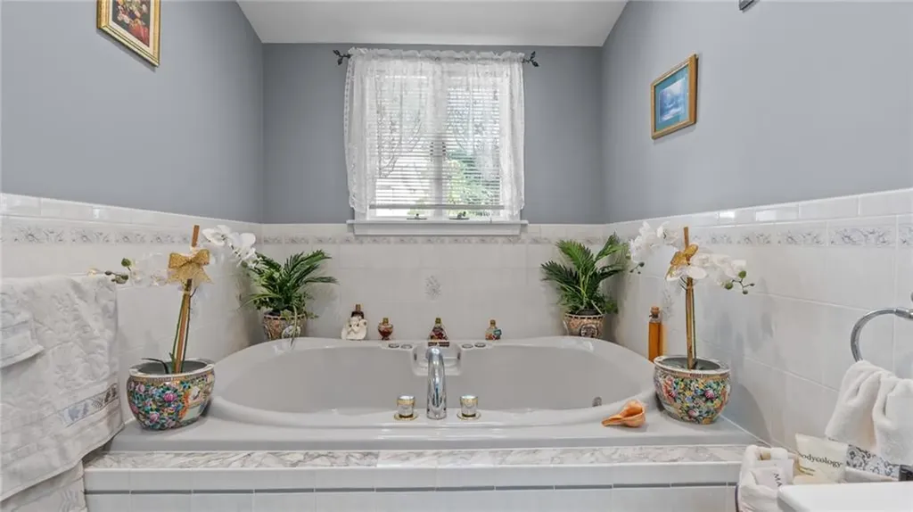 23 Albert Avenue Barrington RI 02806