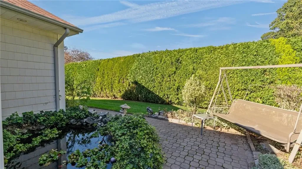 23 Albert Avenue Barrington RI 02806