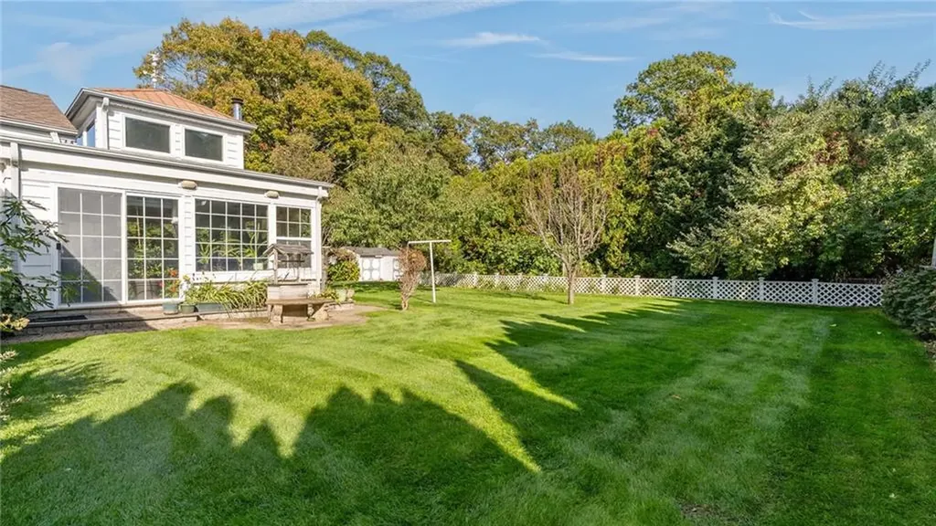 23 Albert Avenue Barrington RI 02806