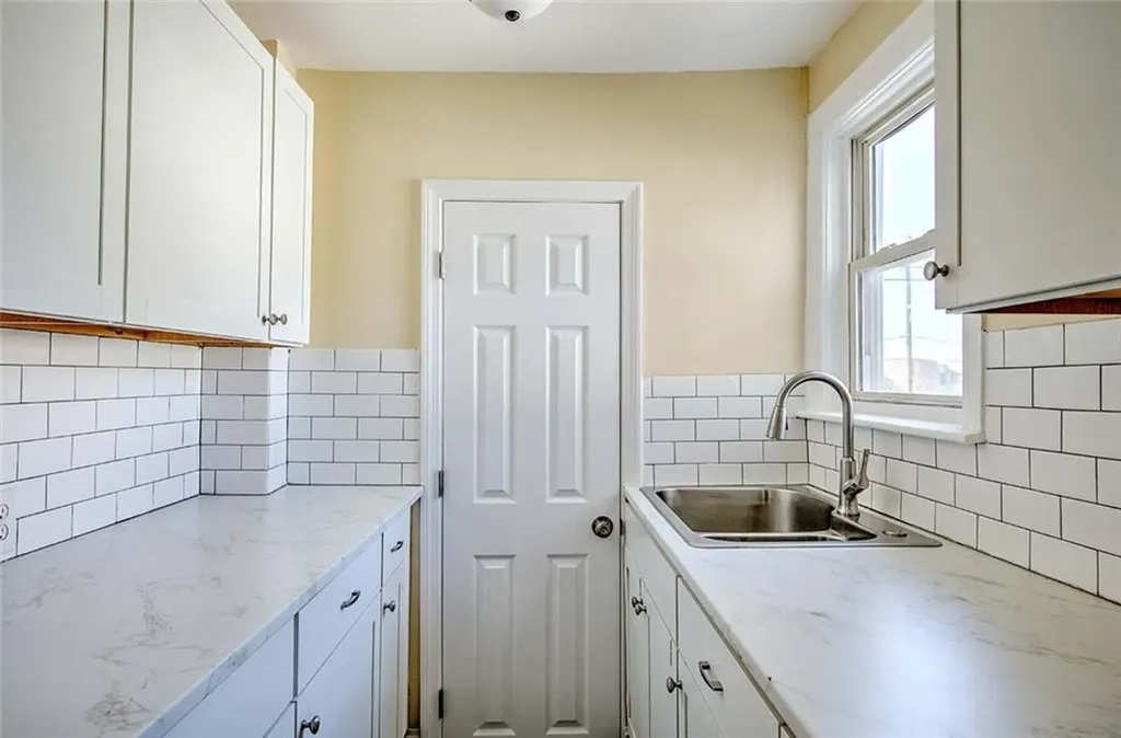 67 Joslin Street Providence RI 02909