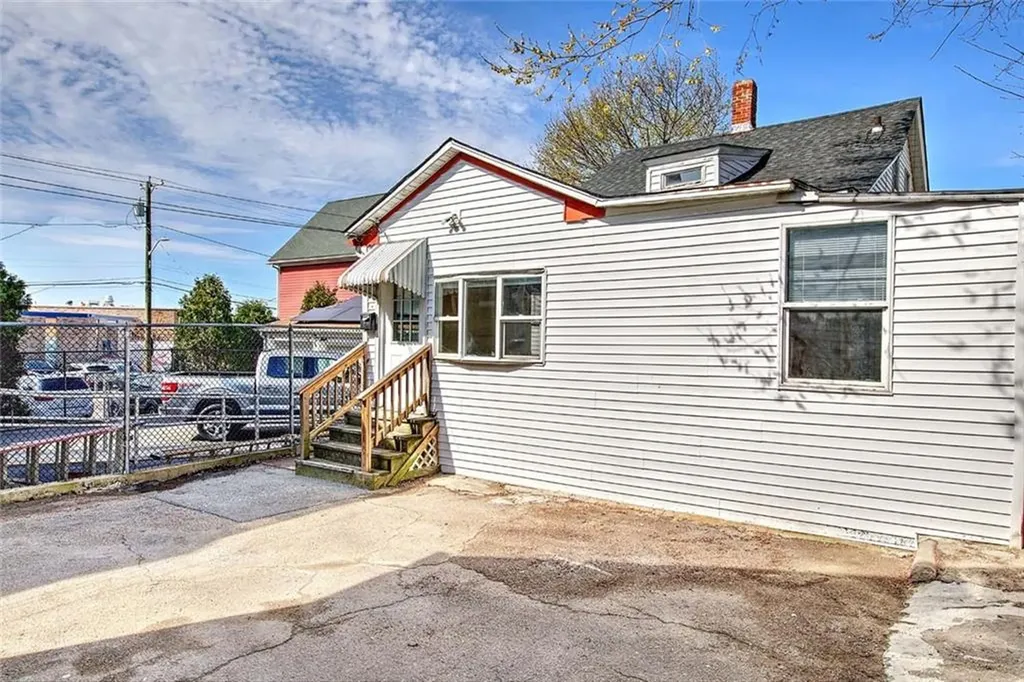 67 Joslin Street Providence RI 02909