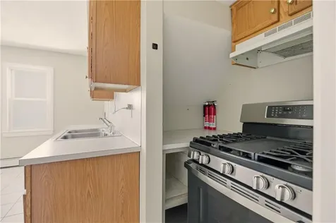 293 State Street Bristol RI 02809