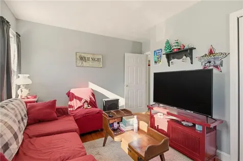 293 State Street Bristol RI 02809