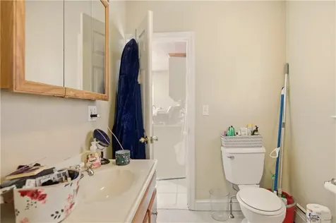 293 State Street Bristol RI 02809