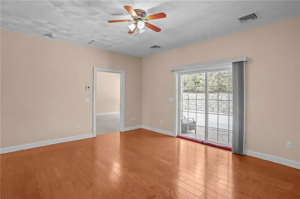 41 Breakneck Hill Road Lincoln RI 02865