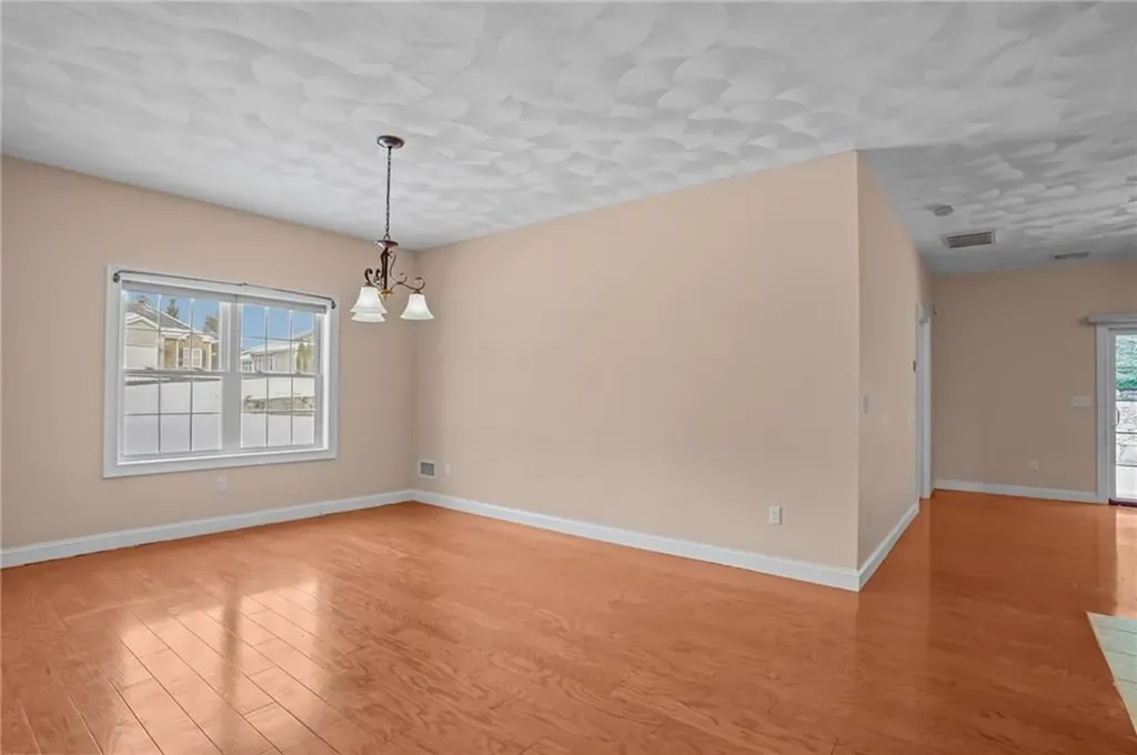 41 Breakneck Hill Road Lincoln RI 02865