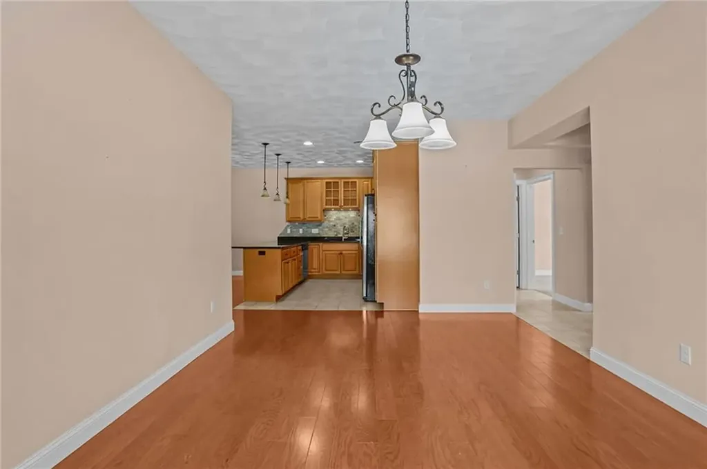 41 Breakneck Hill Road Lincoln RI 02865