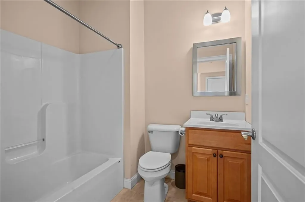 41 Breakneck Hill Road Lincoln RI 02865