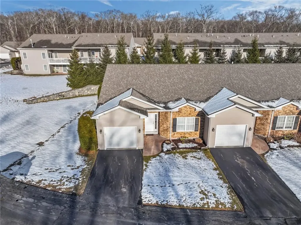 41 Breakneck Hill Road Lincoln RI 02865