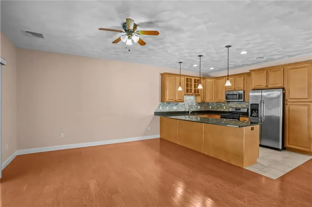 41 Breakneck Hill Road Lincoln RI 02865