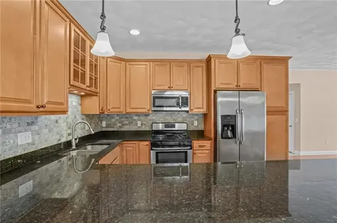 41 Breakneck Hill Road Lincoln RI 02865