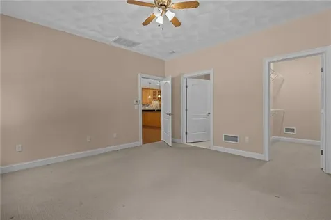 41 Breakneck Hill Road Lincoln RI 02865