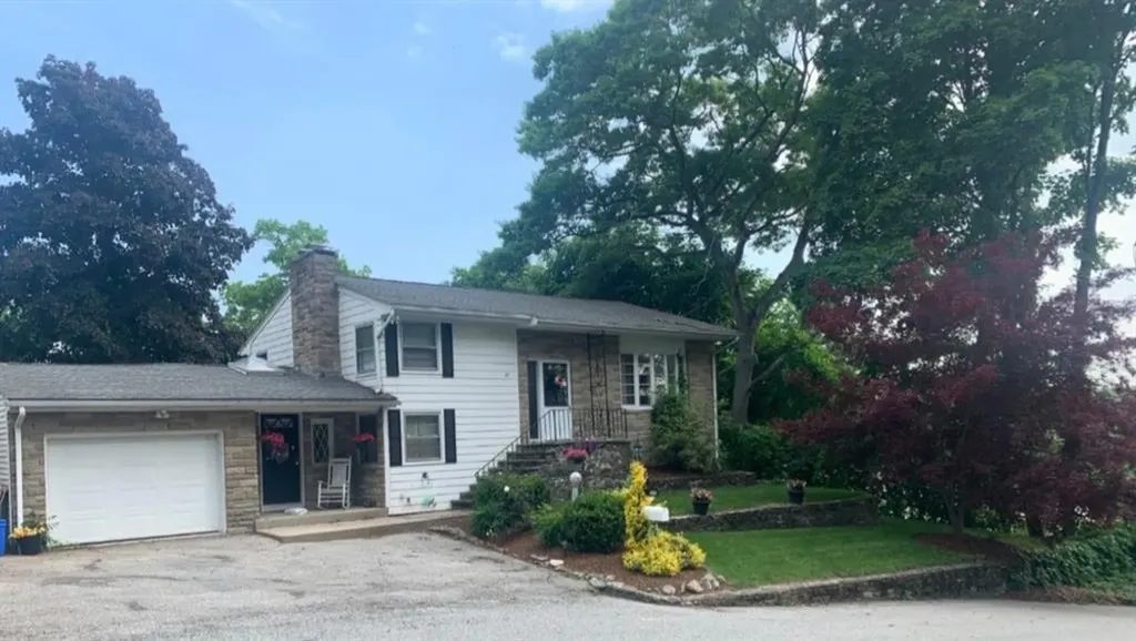 17 Rhode Island Avenue Johnston RI 02919