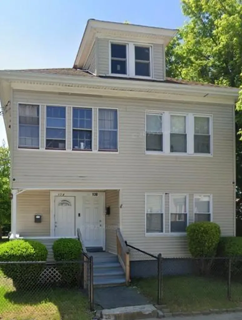 134 Briggs Street Providence RI 02905