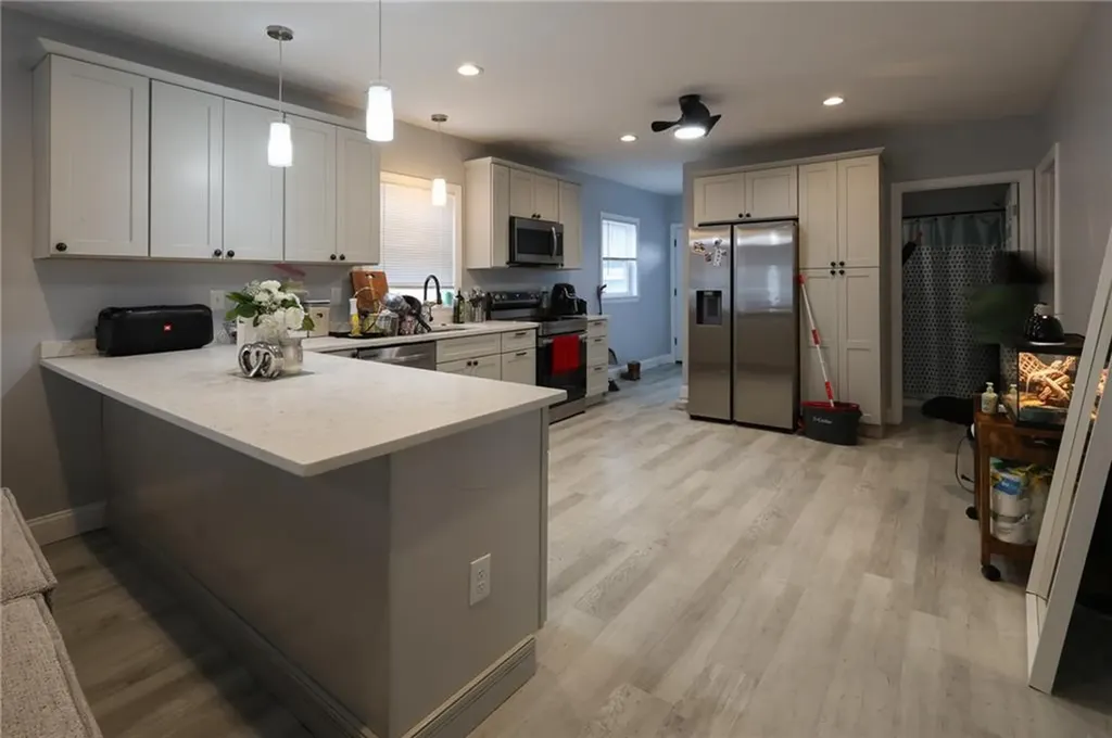 835 River Avenue Providence RI 02908