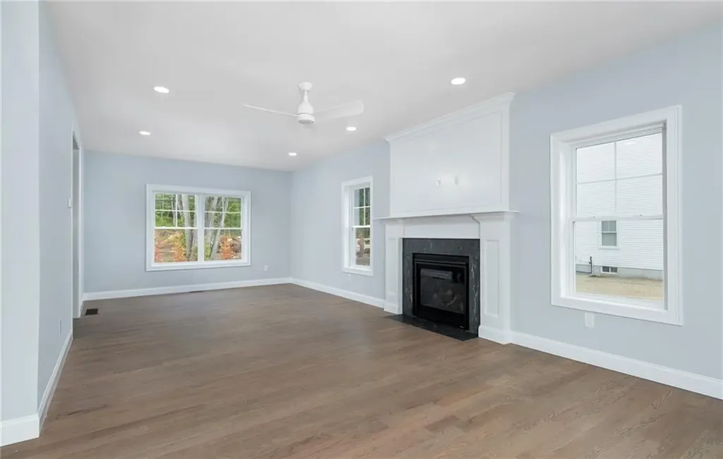 4 Upper Farm Way Johnston RI 02919