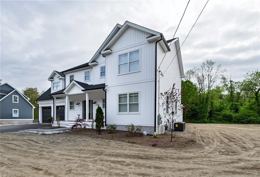 4 Upper Farm Way Johnston RI 02919