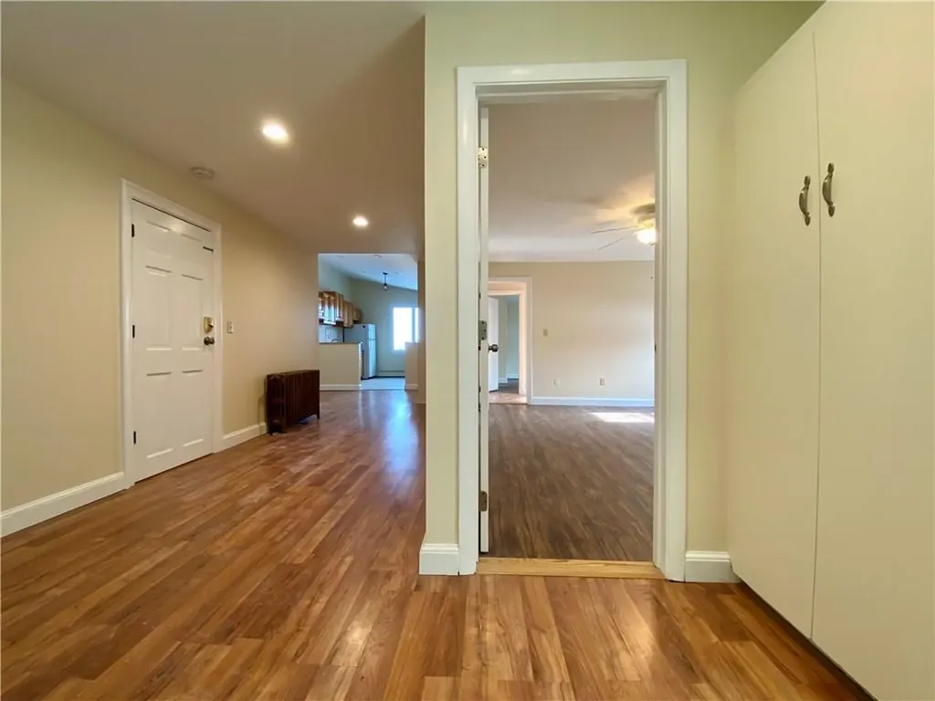 16 Clearview Avenue Portsmouth RI 02871